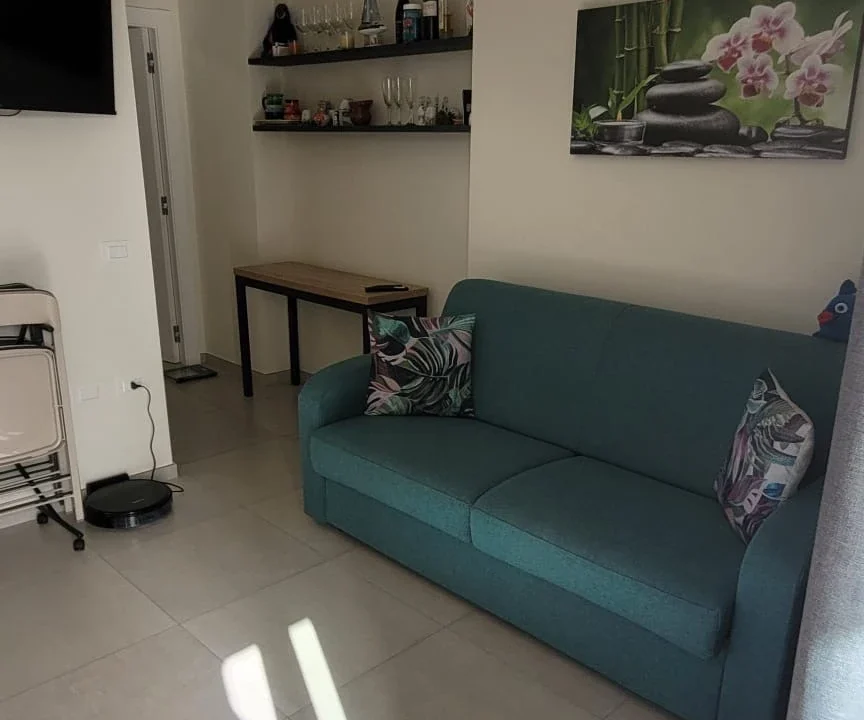 modern-living-room-apartment-tropea-1