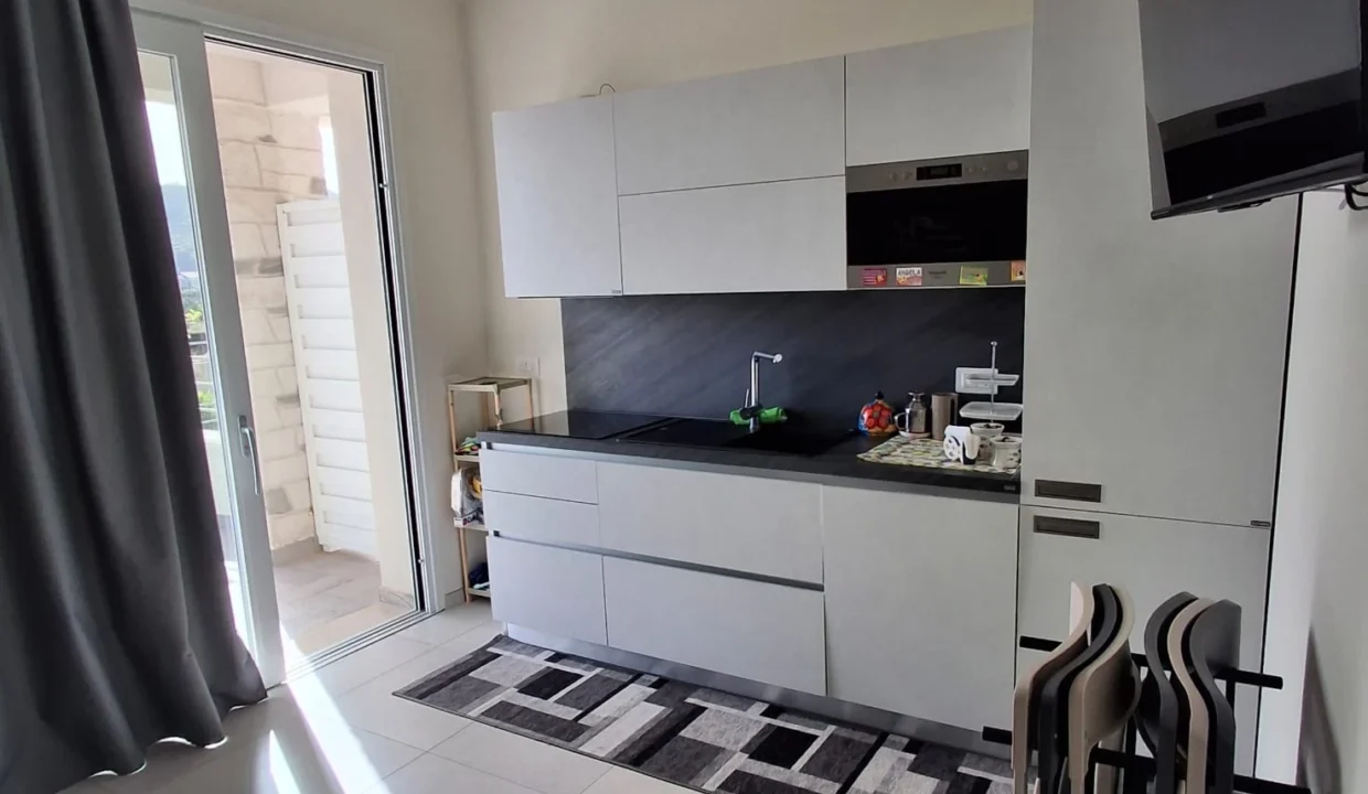 modern-living-room-apartment-tropea